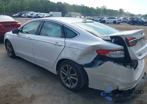 2019 Ford Fusion Sel z USA, uszkodzony, nr VIN 3FA6P0CD9KR285889